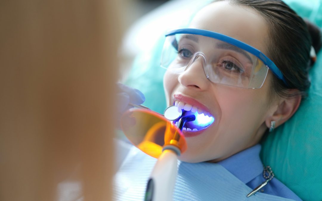 Signs It’s Time to Visit a Teeth Whitening Clinic in Oro Valley